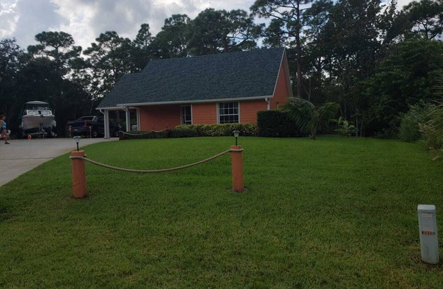 Cozzi cottage paradise with private entrance