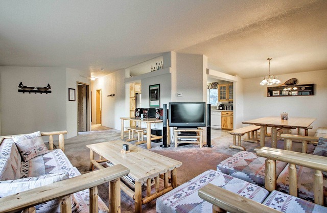 NEU-Cascade Home mit Fire Pit-Walk zum Missouri River
