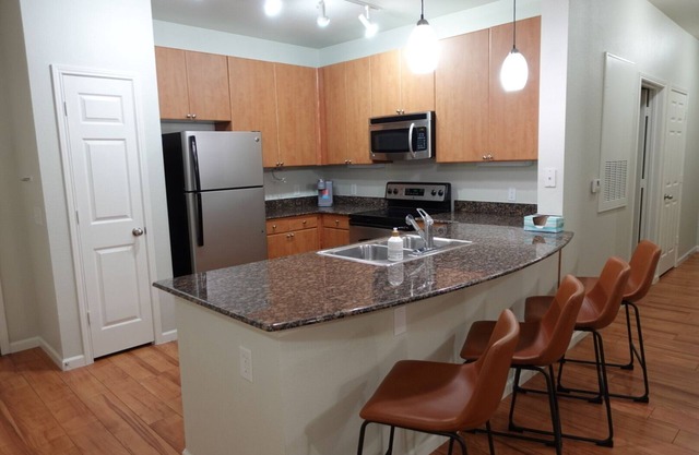 Crashing Tide 3 bedroom 3 bath Condo Secure building