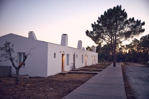 Craveiral Farmhouse by Belong Staying & Feeling