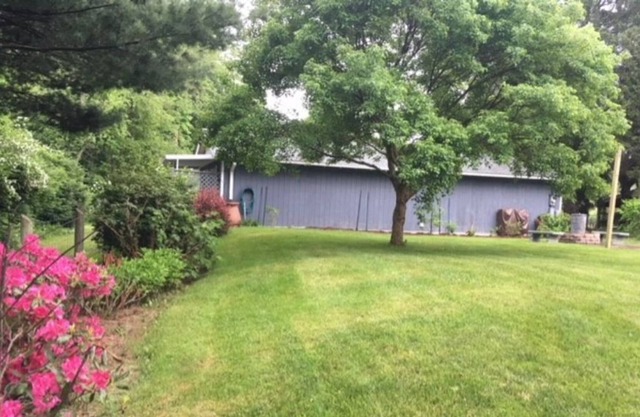 Crawley Guest Cottage