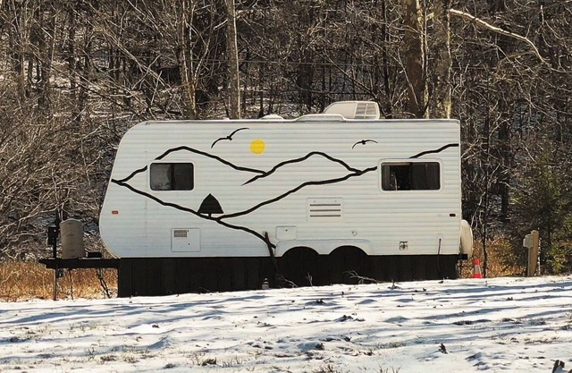 Creekside Camper/Mountain Hiking/National Forest!