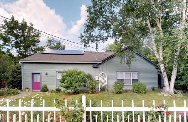 Creekside Country Comfort, Zugang zu Northampton! Schöne Wohnung für 7 Personen