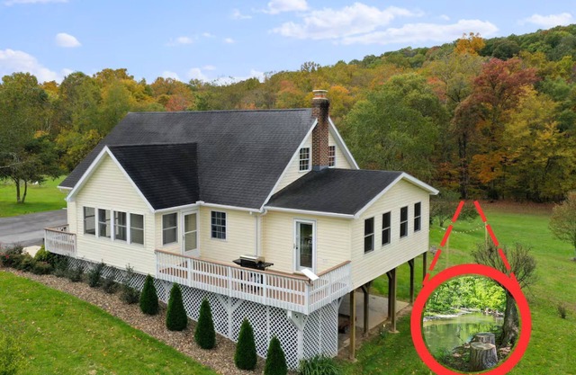Creekside Games | Pet-friendly, Views & Fire Pit