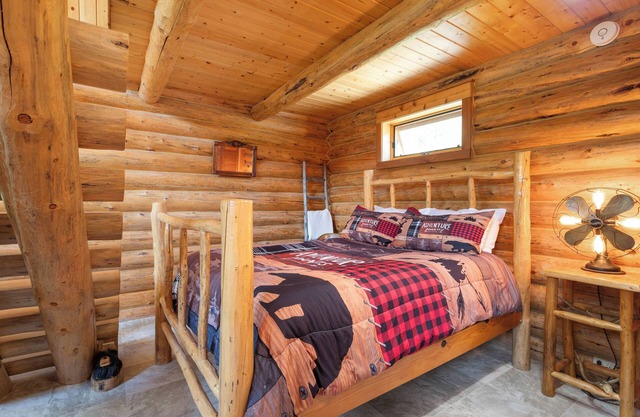 Creekside log cabin near Flathead Lake