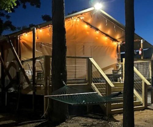 Creekside Safari Tent Chic: Experience Wild Comfort in Cibolo, Texas
