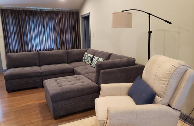 Creole Commons 3bdrm 2ba: Crescent Moon Villas