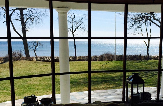 Crescent Beach (Ontario / Büffel) Lake Front Cottage