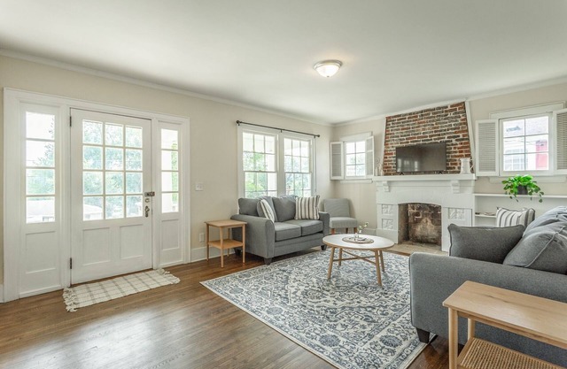 Crescent Cottage | Close to Crabtree Farms Venue + Downtown Chattanooga!! | 3 Bed, 2 Bath