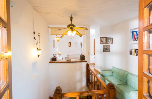 Kretisches historisches Haus mit Meerblick (Argiro)