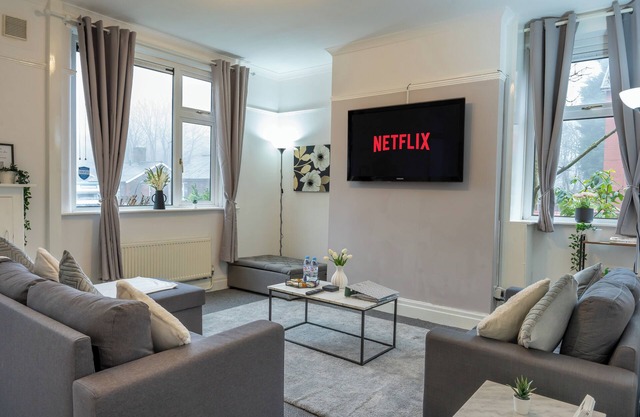 Crew Quarters: Your Ideal Stay in Bury