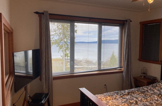 Crofton Cottage by the Sea