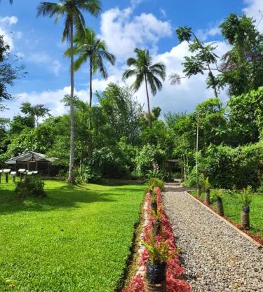 CROSSROADS HAVEN FARM