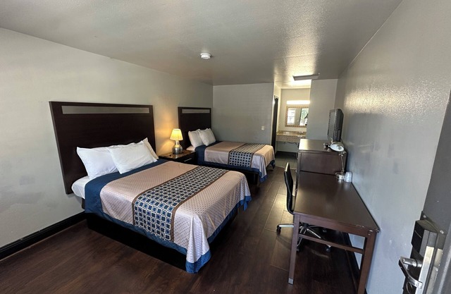 Crossroads Inn