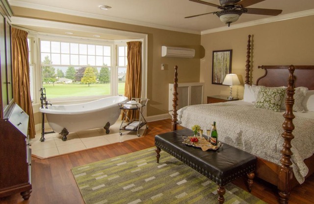 Crown Mansion Boutique Hotel & Villas