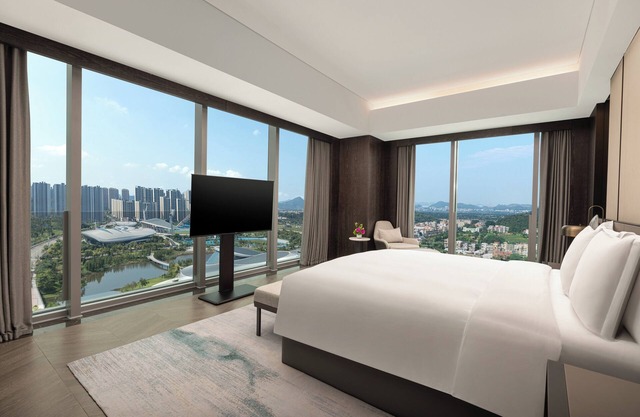 Crowne Plaza Jiangmen Binjiang by IHG