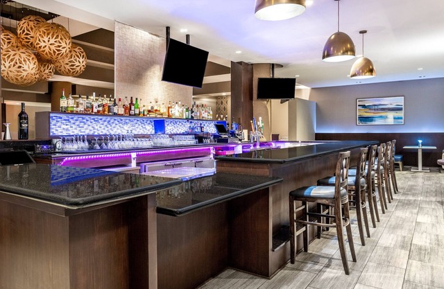 Crowne Plaza Los Angeles Harbor Hotel by IHG