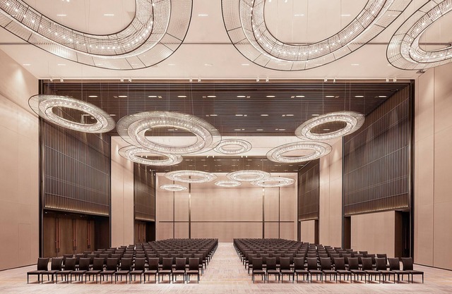 Crowne Plaza Qingdao Jinshui by IHG