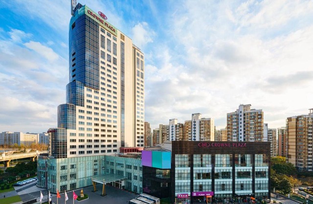 Crowne Plaza Shanghai Pudong, an IHG Hotel