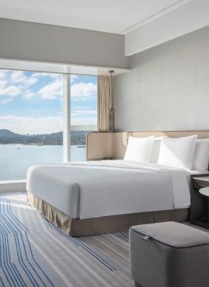 Crowne Plaza Xiamen Jimei Seaview by IHG-Free Mini Bar