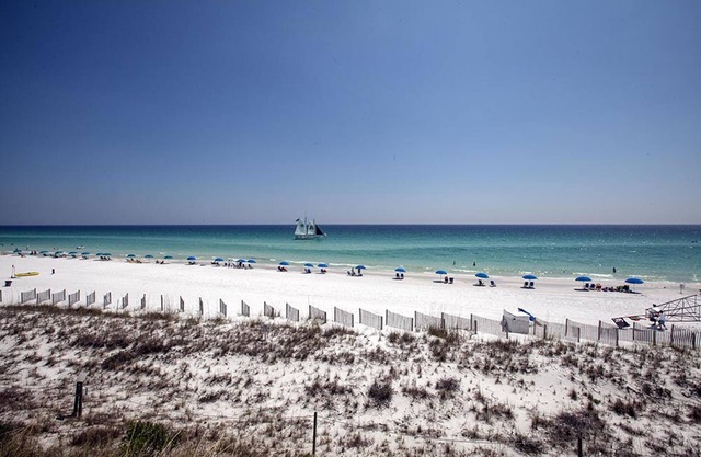 Crystal Dunes Beach Resort by Panhandle Getaways