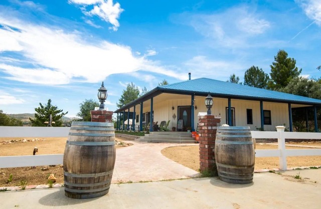 Crystal Hill Vineyard with Panoramic Views