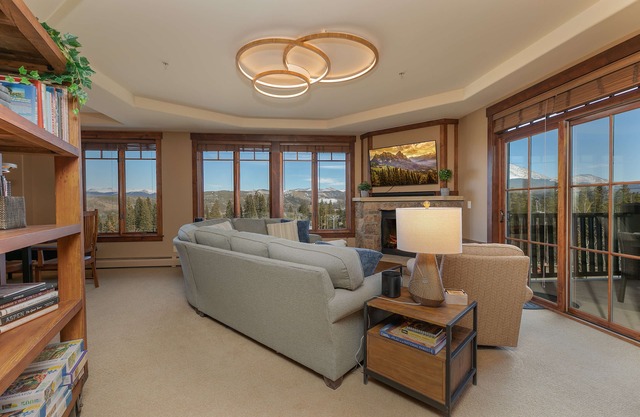 Crystal Peak Expedition Condo: Ski-In, Ski-Out Luxury
