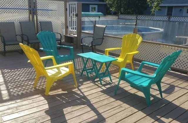 Crystal Serenity Cottage, 3BR, Pool, A/C, Pets