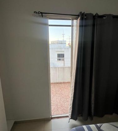 Cuarto en casa compartida