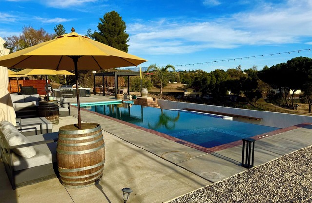 Cuatro Vientos Vineyard Hacienda in Los Olivos