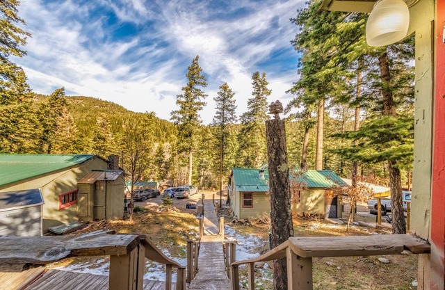 Cubby: Hübsches, gemütliches Studio für 2 Personen mit Whirlpool im Upper Canyon!