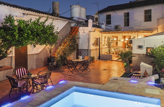 Cubo's Noches de Luna Casabermeja House / Stadtzentrum / Gemeinschaftspool / kostenloses WLAN