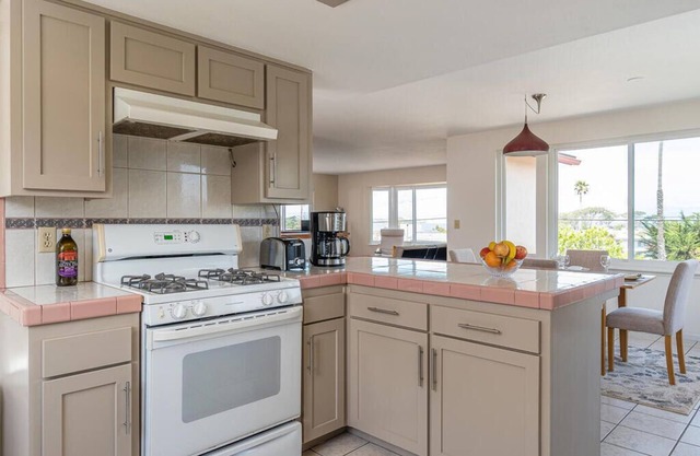Cuesta-By-The-Sea Ocean View Home - Monthly Only