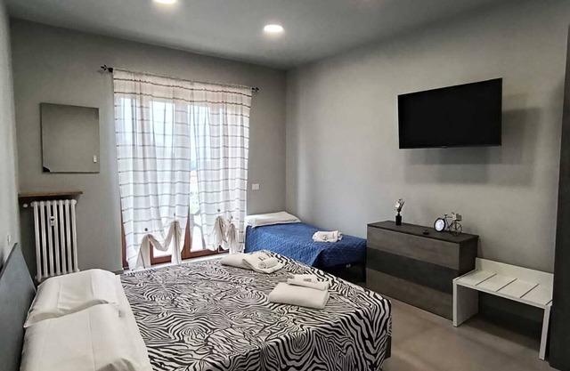 Cuneo Bedroom