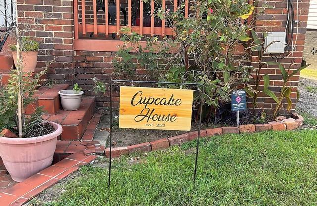 Cupcake House: Cute and Cozy Getaway