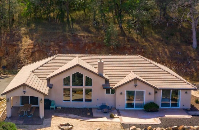 Elegant Custom Home at Collins Lake!