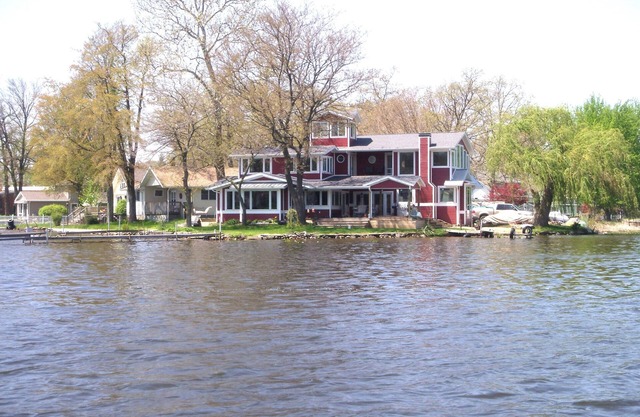 Individuell ~ Einzigartig, Seeufer - Panorama, HotTub-Swim-Dock Ihr Boot, familienfreundlich