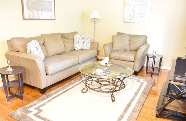 Cute 3br Ranch, Home Away From Home, Sleeps 6