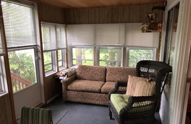 Cute and cozy family cottage steps from the beautiful white sands of West beach