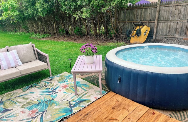 Cute & Bright Geneseo Village Home