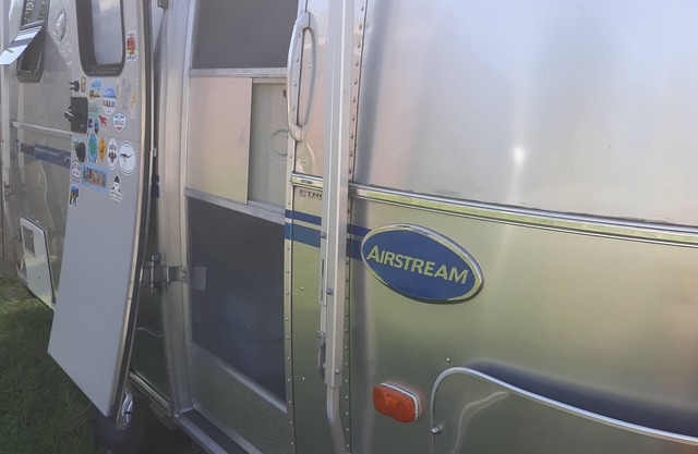 Cute & comfy Airstream camper
