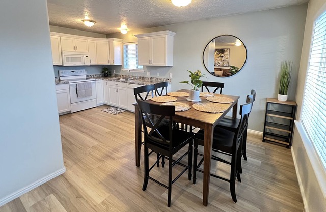 Cute Condo in Rexburg Idaho- 3 Minutes to BYU-I Campus