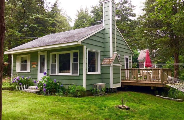 Nettes Cottage Retreat 1/2 Meile zum Weeset Point Beach