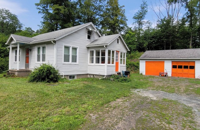 Cute home in Kerhonkson, NY. This home is minutes to many popular destinations