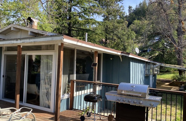 Cute house on the Western States Trail