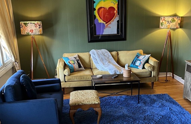 Cute Sunny Retro 70's Vibe Apartment