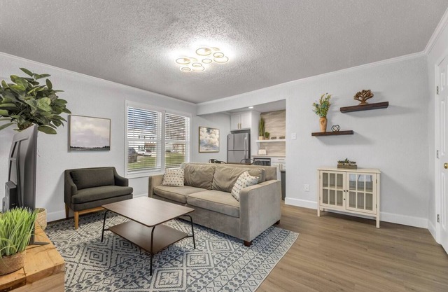 Cypress-1st floor, King Beds&Near Texas A&M