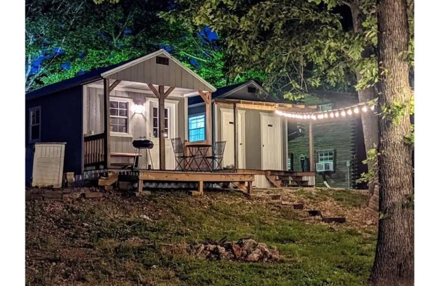 Cypress Cabin "Tiny house"
