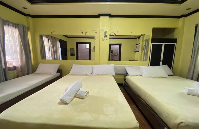 D & A Seaside Cottages