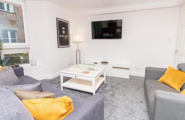 D'City Apartment, up to 5 guests